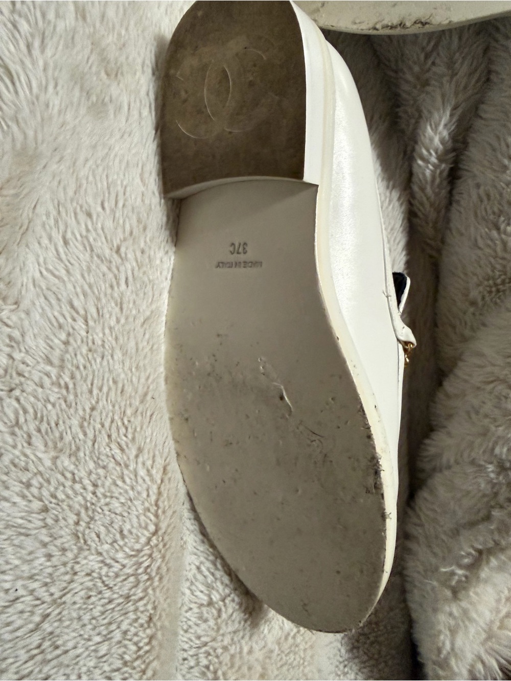 CHANEL White Quilted Leather Loafers with Gold CC Chain&Pearl Trim
Like new. - Picture 11 of 15